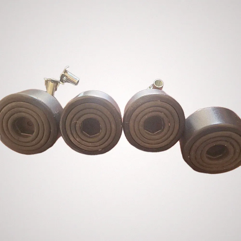 Set of 4 Heavy Duty Adjustable Leveling Feet – Made in ItalyHigh-quality...